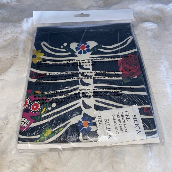 New Glow In The Dark Skeleton Top M/L - Picture 5 of 7